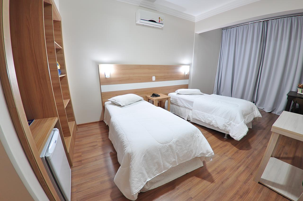 Turis Hotel ปาสโซฟุนโด ภายนอก รูปภาพ