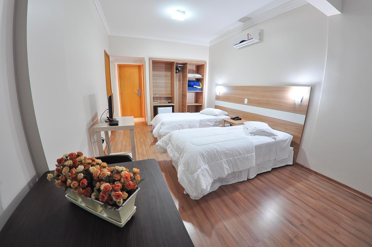Turis Hotel ปาสโซฟุนโด ภายนอก รูปภาพ